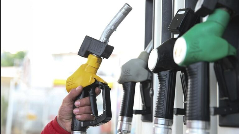 bankalardan-bedava-10-litre-akaryakit-arac-sahipleri-dikkat-gNNwC6fz.jpg